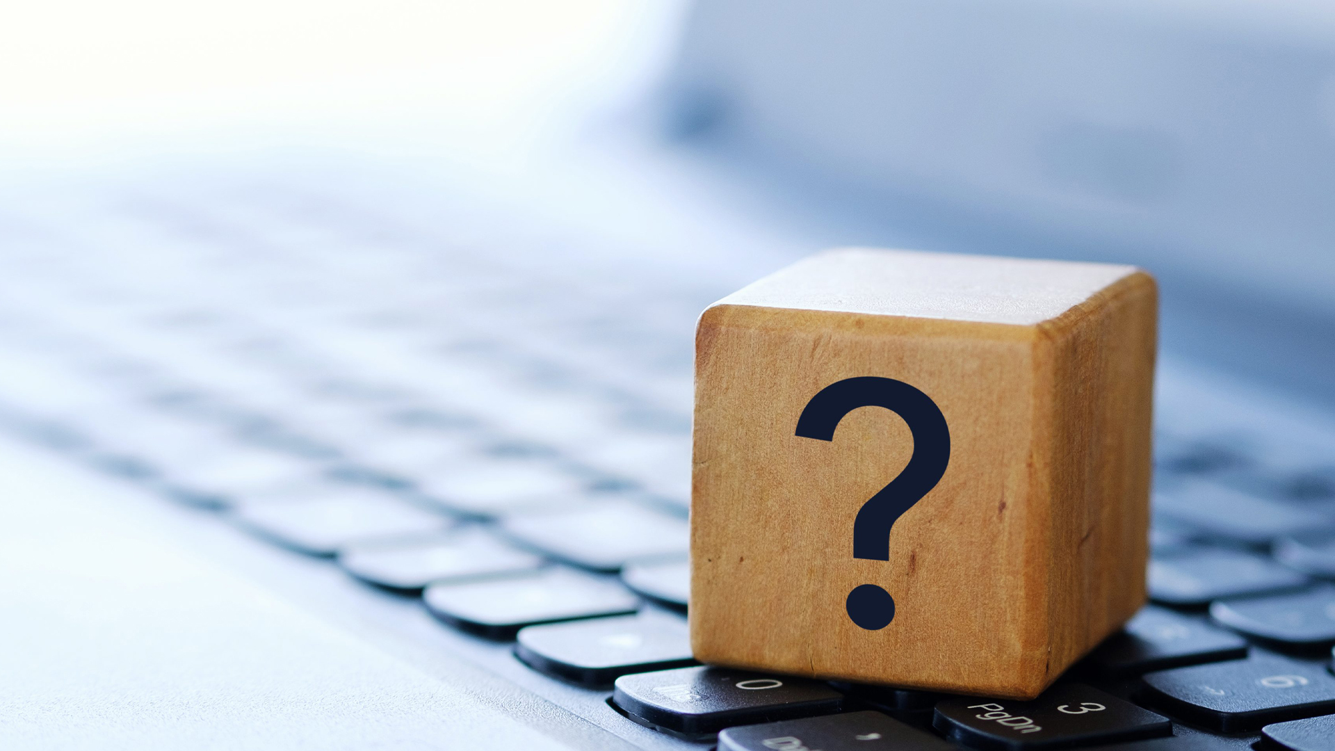 why azure containers features and solutions