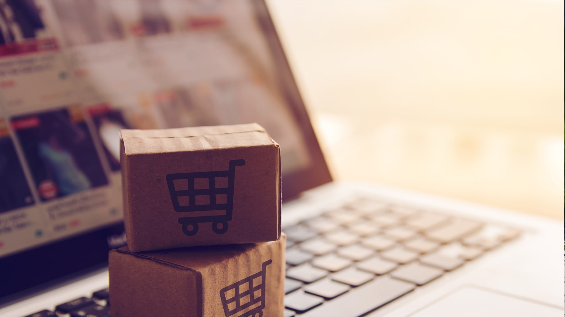 Real time personalization of the shopper journey org min